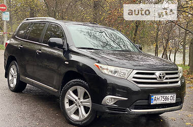 Внедорожник / Кроссовер Toyota Highlander 2011 в Одессе