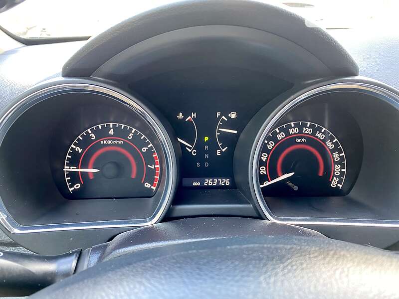 Позашляховик / Кросовер Toyota Highlander 2011 в Києві