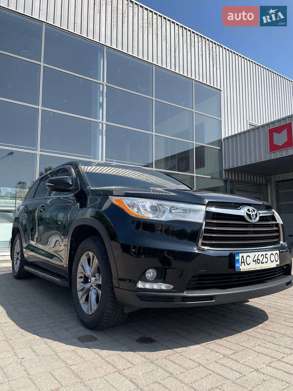 Toyota Highlander 2014