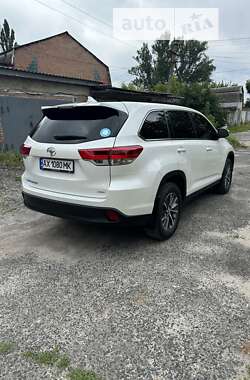 Позашляховик / Кросовер Toyota Highlander 2019 в Харкові