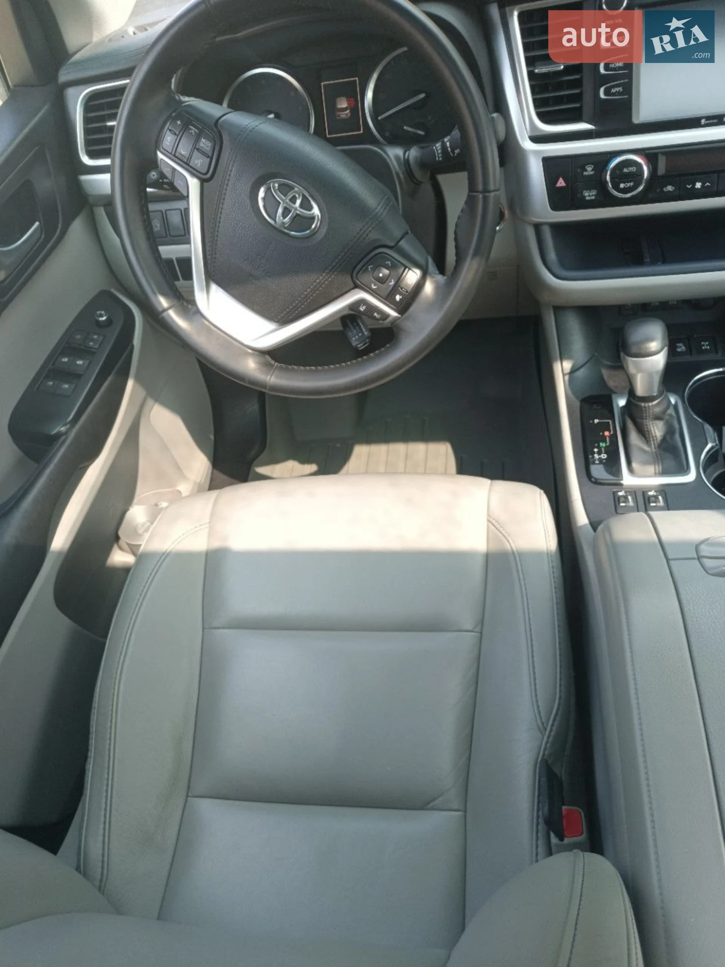 2017 Toyota Highlander - мініатюра 21