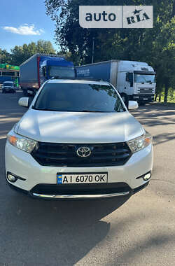 Позашляховик / Кросовер Toyota Highlander 2013 в Києві