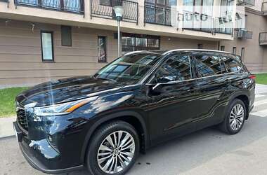 Позашляховик / Кросовер Toyota Highlander 2021 в Харкові
