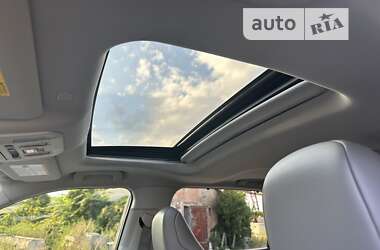 Внедорожник / Кроссовер Toyota Highlander 2022 в 