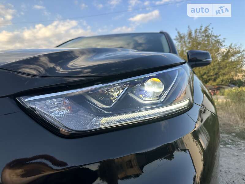 Внедорожник / Кроссовер Toyota Highlander 2022 в Одессе