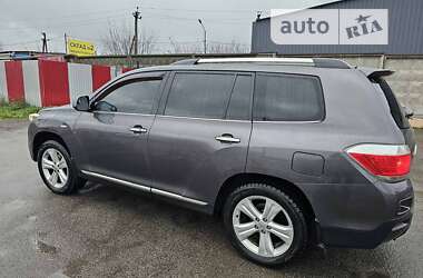 Внедорожник / Кроссовер Toyota Highlander 2012 в Вышгороде