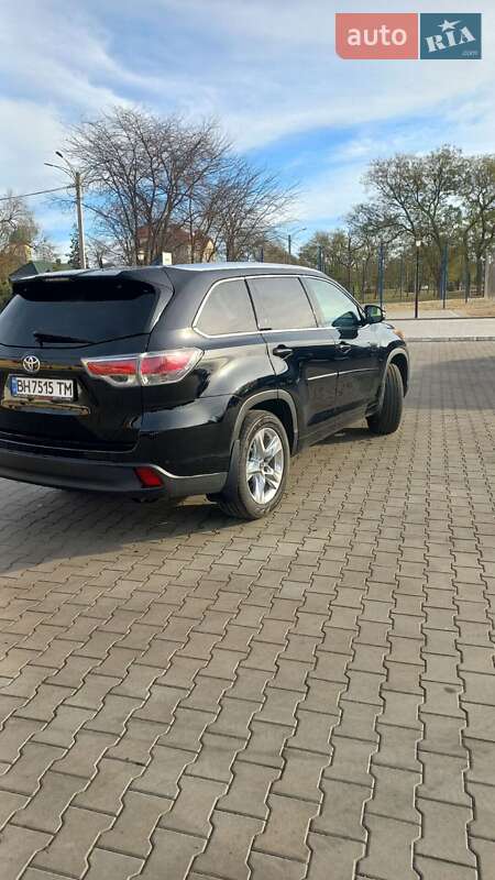 Внедорожник / Кроссовер Toyota Highlander 2016 в Измаиле фото 2 Внедорожник / Кроссовер Toyota Highlander 2016 в Измаиле