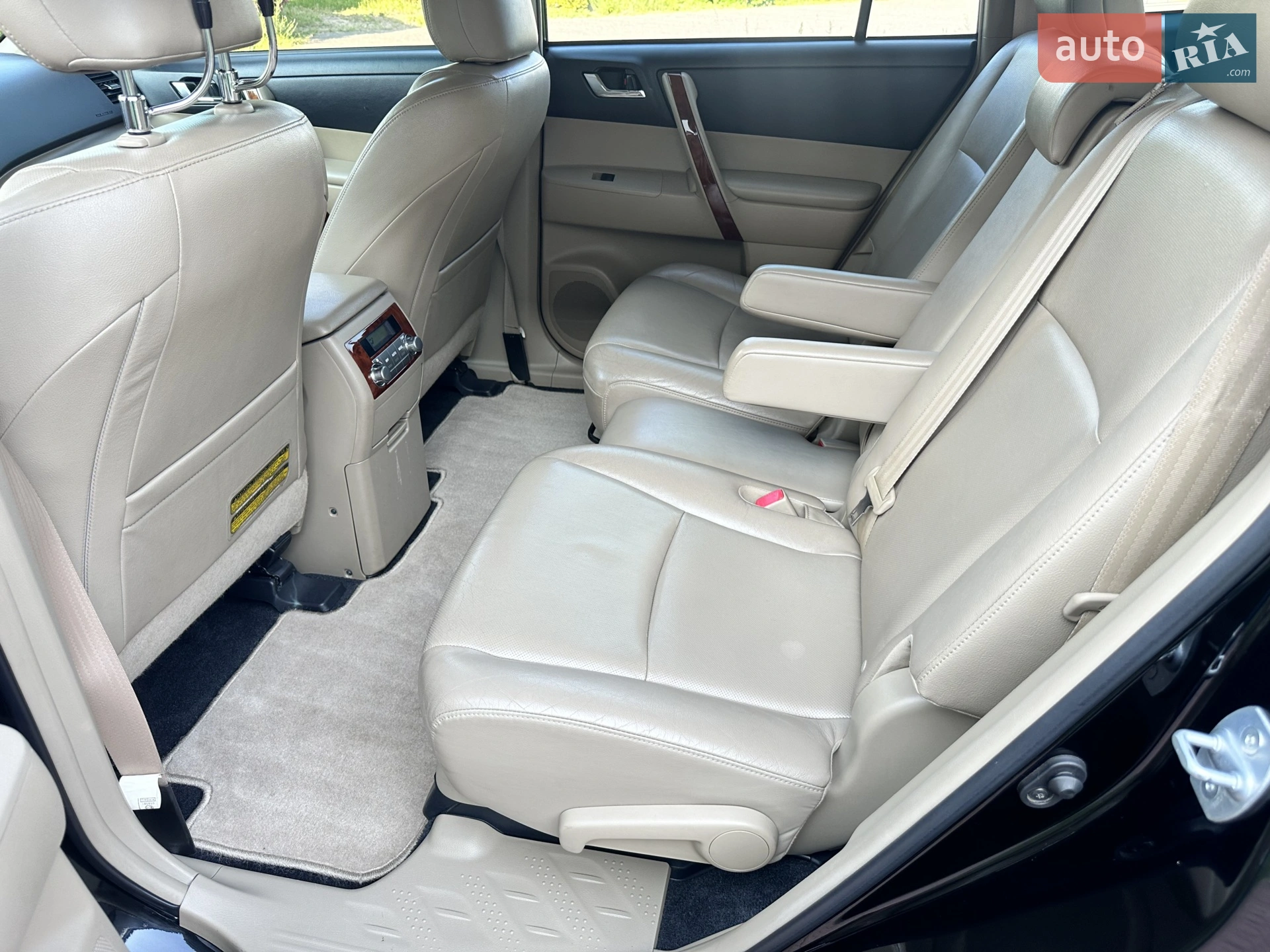 2010 Toyota Highlander - мініатюра 10