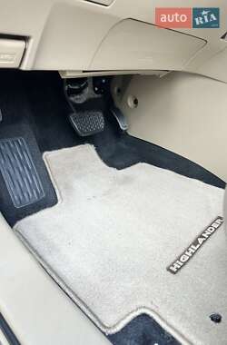 Позашляховик / Кросовер Toyota Highlander 2010 в Києві