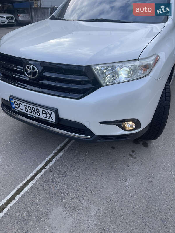 Внедорожник / Кроссовер Toyota Highlander 2013 в Львове фото 24 Внедорожник / Кроссовер Toyota Highlander 2013 в Львове
