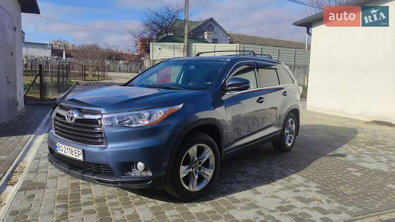 Toyota Highlander 2016