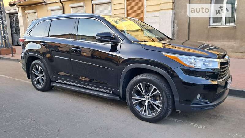 Toyota Highlander 2015