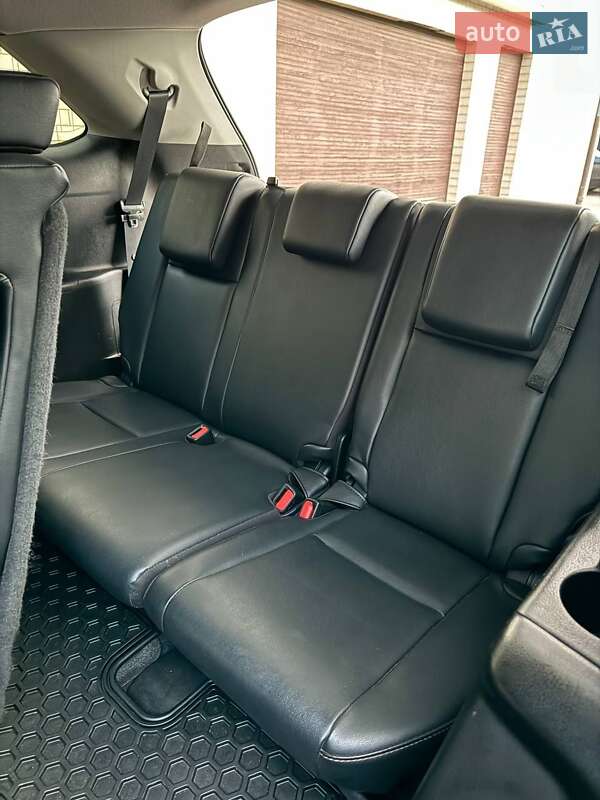 Внедорожник / Кроссовер Toyota Highlander 2019 в Одессе