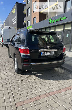 Позашляховик / Кросовер Toyota Highlander 2011 в Івано-Франківську