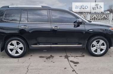 Внедорожник / Кроссовер Toyota Highlander 2012 в Умани