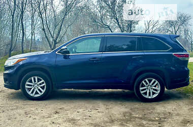 Внедорожник / Кроссовер Toyota Highlander 2014 в Днепре