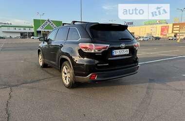 Позашляховик / Кросовер Toyota Highlander 2014 в Одесі