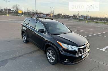 Внедорожник / Кроссовер Toyota Highlander 2014 в Одессе