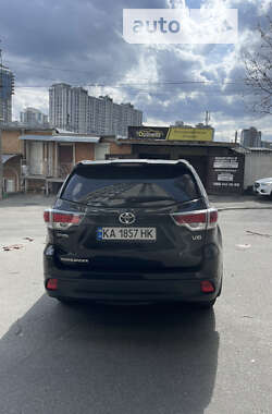 Позашляховик / Кросовер Toyota Highlander 2014 в Києві