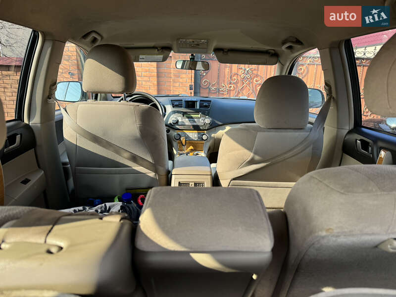 Позашляховик / Кросовер Toyota Highlander 2010 в Одесі