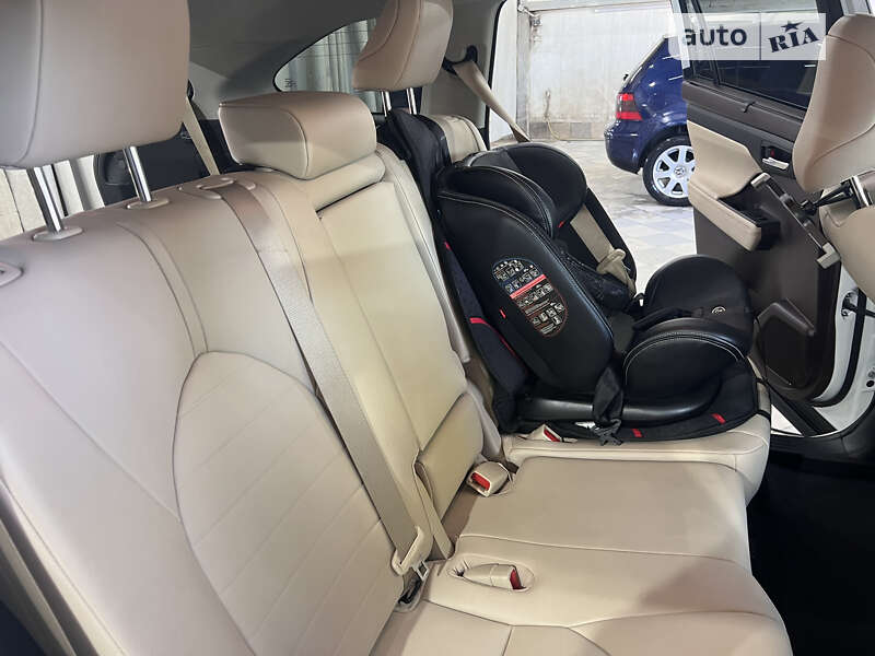 Внедорожник / Кроссовер Toyota Highlander 2020 в Львове