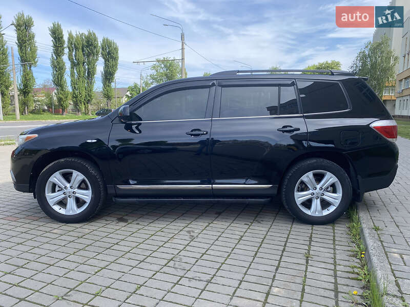 Позашляховик / Кросовер Toyota Highlander 2011 в Черкасах