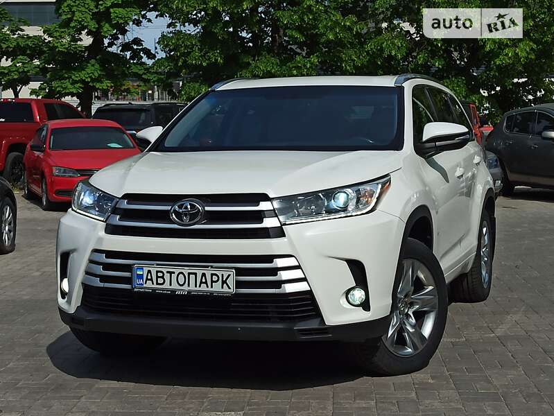 Внедорожник / Кроссовер Toyota Highlander 2014 в Днепре