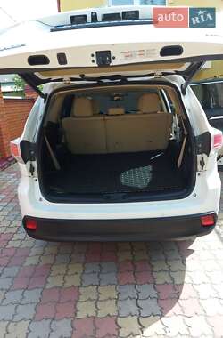 Позашляховик / Кросовер Toyota Highlander 2015 в Вінниці