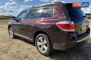 Позашляховик / Кросовер Toyota Highlander 2012 в Полтаві