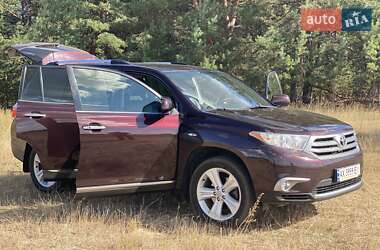 Позашляховик / Кросовер Toyota Highlander 2012 в Полтаві