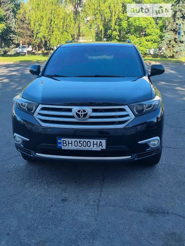 Внедорожник / Кроссовер Toyota Highlander 2012 в Одессе