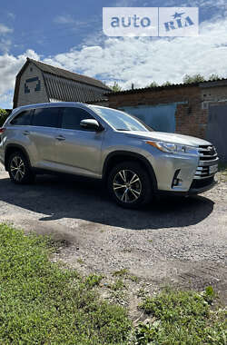 Позашляховик / Кросовер Toyota Highlander 2019 в Харкові