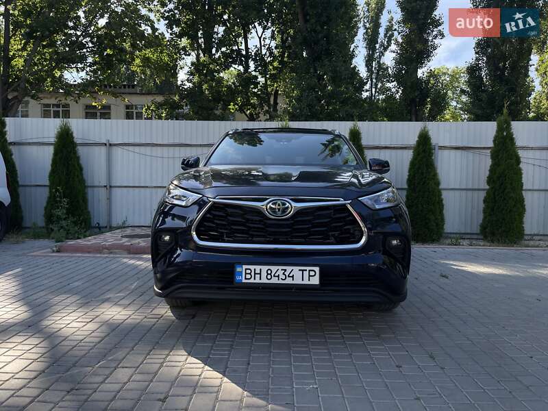 Внедорожник / Кроссовер Toyota Highlander 2020 в Одессе