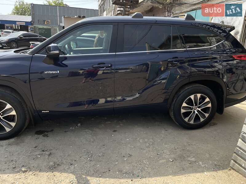 Внедорожник / Кроссовер Toyota Highlander 2020 в Одессе