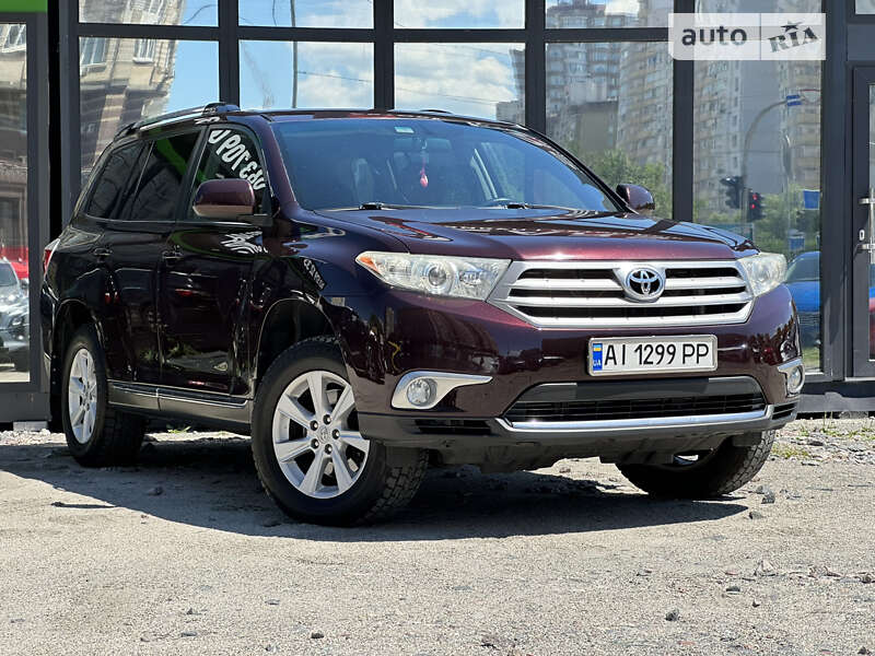 Внедорожник / Кроссовер Toyota Highlander 2013 в Киеве