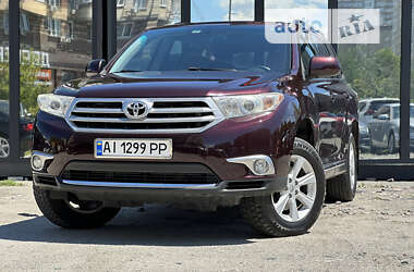 Внедорожник / Кроссовер Toyota Highlander 2013 в Киеве