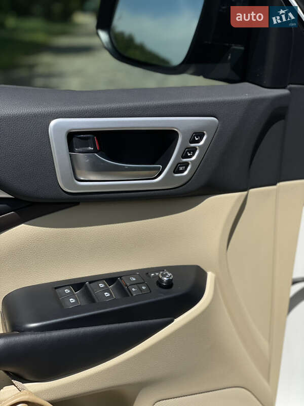 Позашляховик / Кросовер Toyota Highlander 2019 в Києві