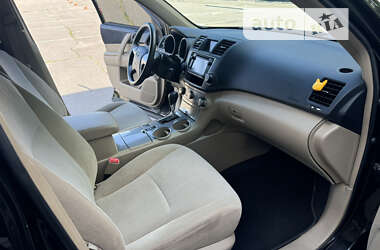 Внедорожник / Кроссовер Toyota Highlander 2013 в Хмельницком