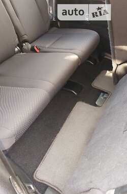 Позашляховик / Кросовер Toyota Highlander 2014 в 
