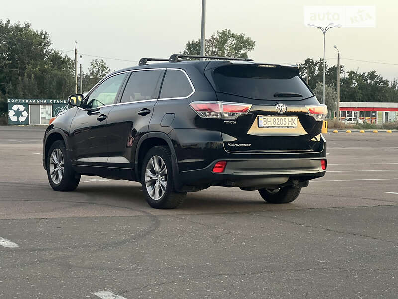 Внедорожник / Кроссовер Toyota Highlander 2014 в Одессе фото 6 Внедорожник / Кроссовер Toyota Highlander 2014 в Одессе