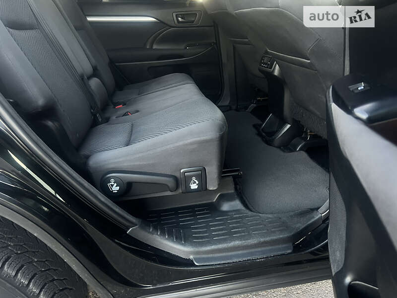 Внедорожник / Кроссовер Toyota Highlander 2014 в Одессе фото 30 Внедорожник / Кроссовер Toyota Highlander 2014 в Одессе