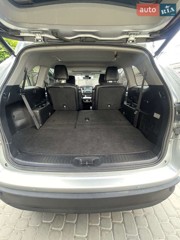 Позашляховик / Кросовер Toyota Highlander 2018 в Тульчині