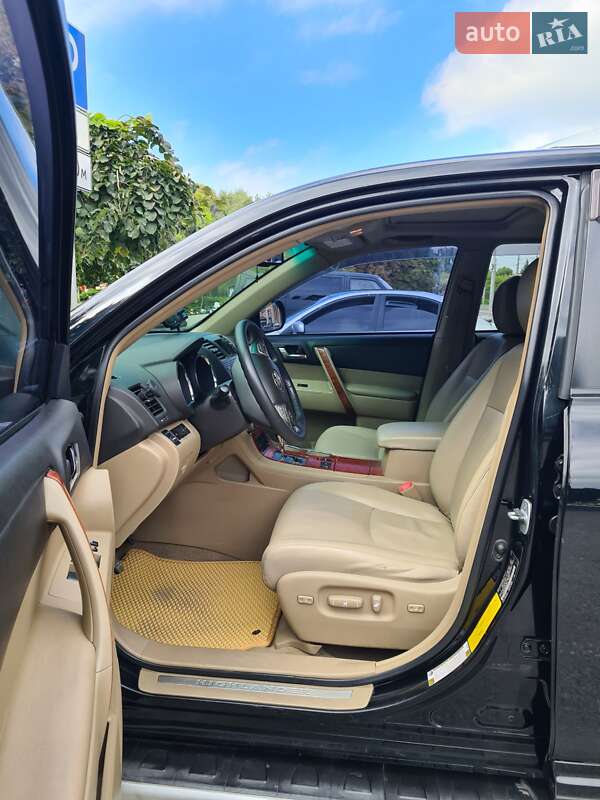 Позашляховик / Кросовер Toyota Highlander 2008 в Дніпрі