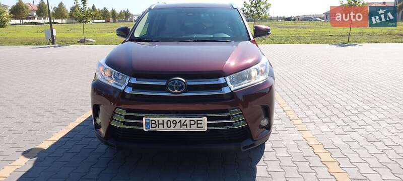 Toyota Highlander 2019