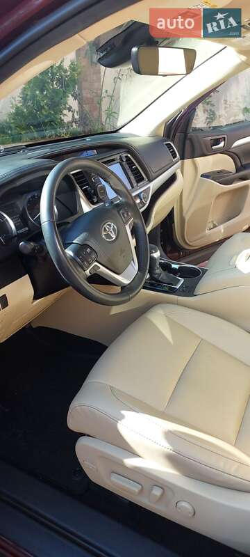 Внедорожник / Кроссовер Toyota Highlander 2019 в Одессе фото 14 Внедорожник / Кроссовер Toyota Highlander 2019 в Одессе