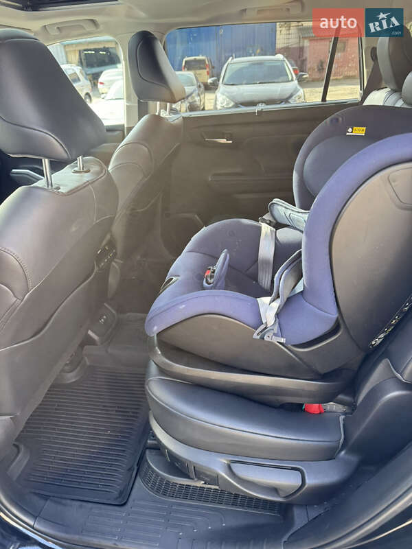 Внедорожник / Кроссовер Toyota Highlander 2020 в Киеве