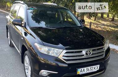 Внедорожник / Кроссовер Toyota Highlander 2011 в Киеве