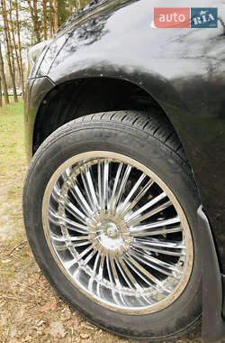 Внедорожник / Кроссовер Toyota Highlander 2011 в 