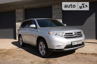 Позашляховик / Кросовер Toyota Highlander 2010 в Харкові