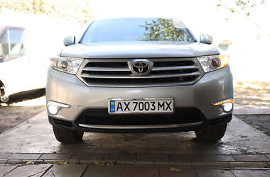 Позашляховик / Кросовер Toyota Highlander 2010 в Харкові